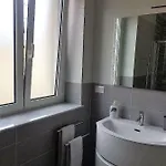 Sul Porto شقة لوانو
