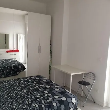 Sul Porto Lägenhet Loano