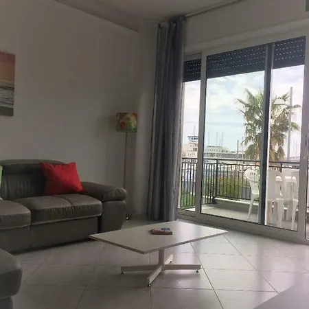 Sul Porto Lägenhet Loano